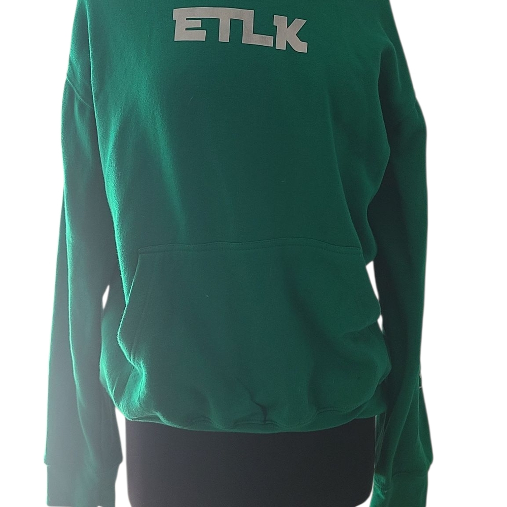 Green Sweatshirt Athletic Style